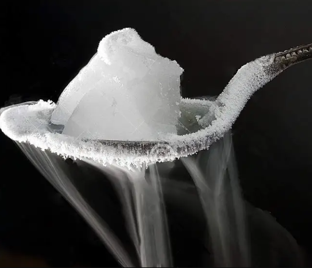 一招教你记住干冰使用要注意的事项,白山干冰价格
